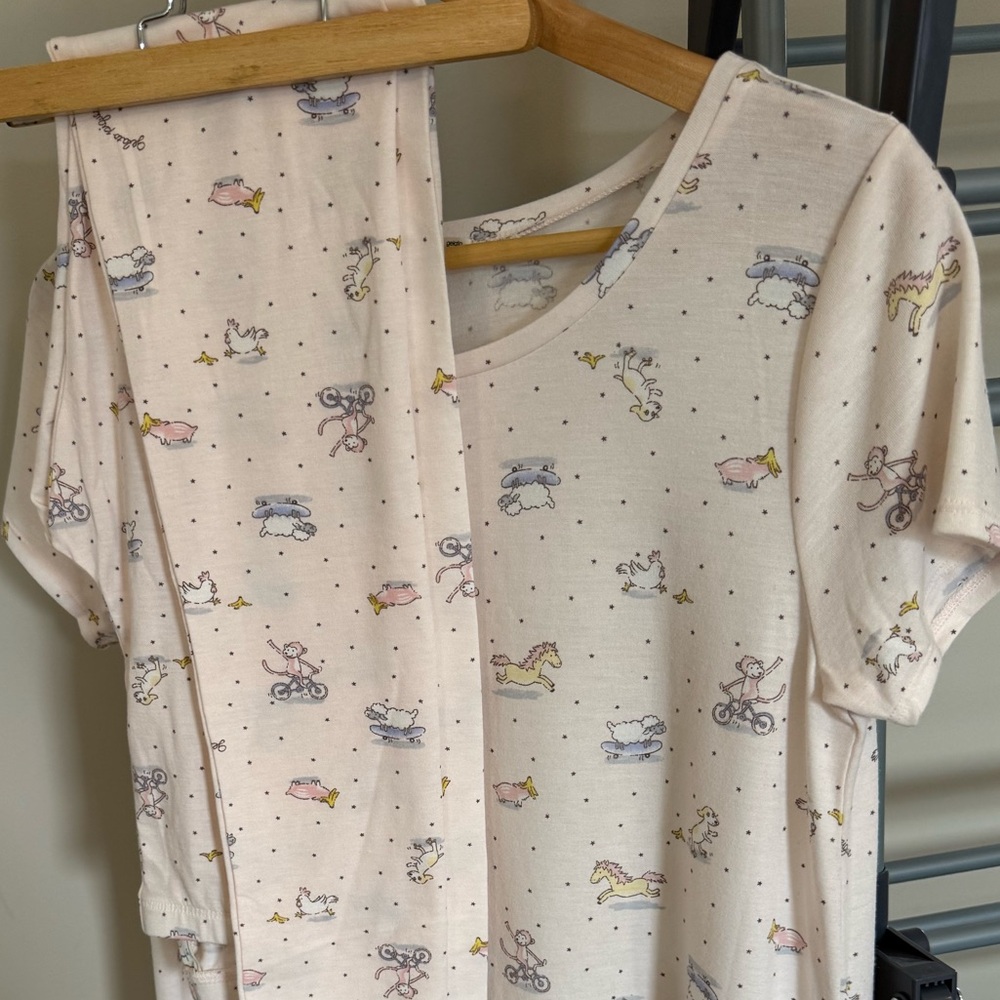 Gelato Pique- Women’s Adorable blush Pajamas with Fun Print - Picture 1 of 9